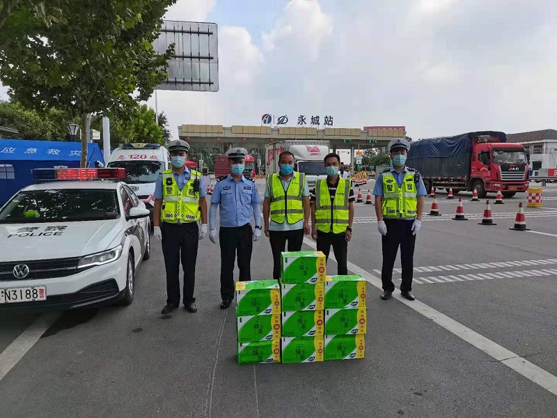 1628586375427.jpg MK(中国)在建项目纷纷送清凉慰问一线防疫执勤人员2 2021.08.10.jpg